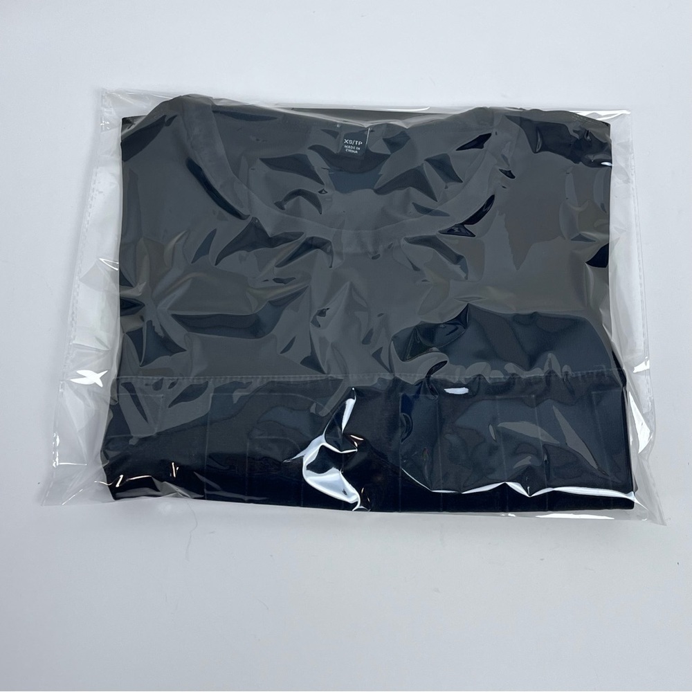 True Religion Women's Long Sleeve Black Sheer Spell Out Mesh Panel Top Size XS - Picture 13 of 13
